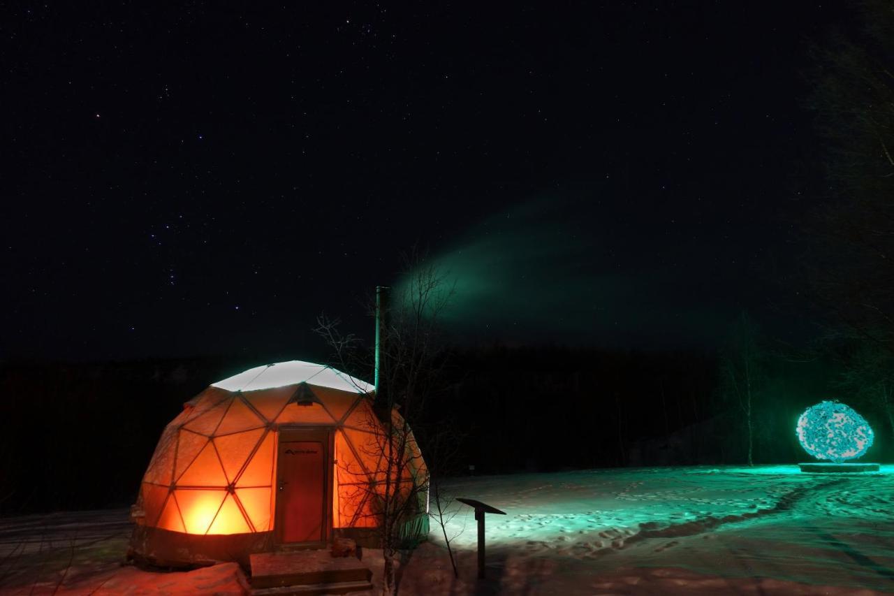 Wild Caribou Dome Hotel Lakselv Exterior photo