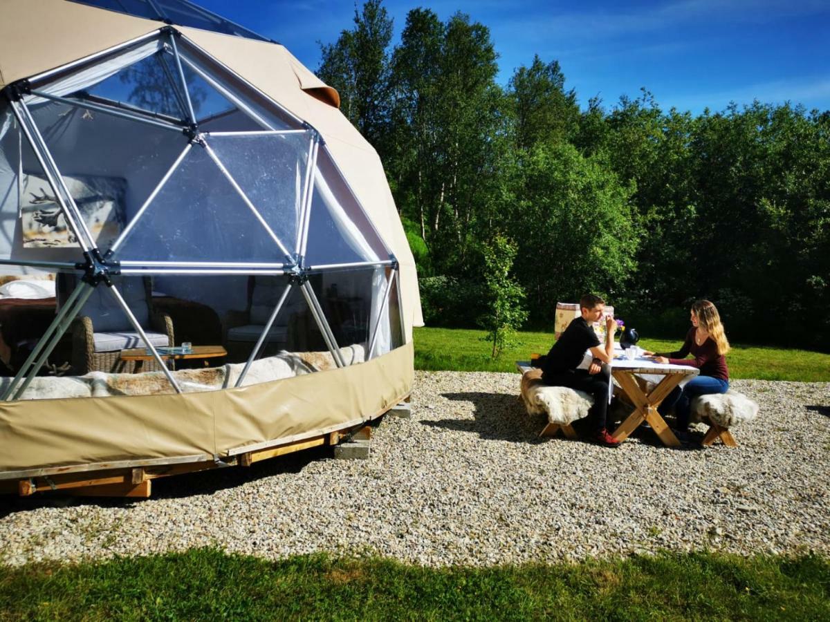 Wild Caribou Dome Hotel Lakselv Exterior photo